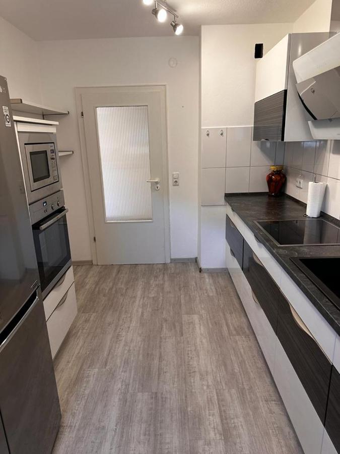 A&V Apartments Wunderschoene Rheinblick Wohnung Zum Entspannen Apt Ela Duisburg Buitenkant foto